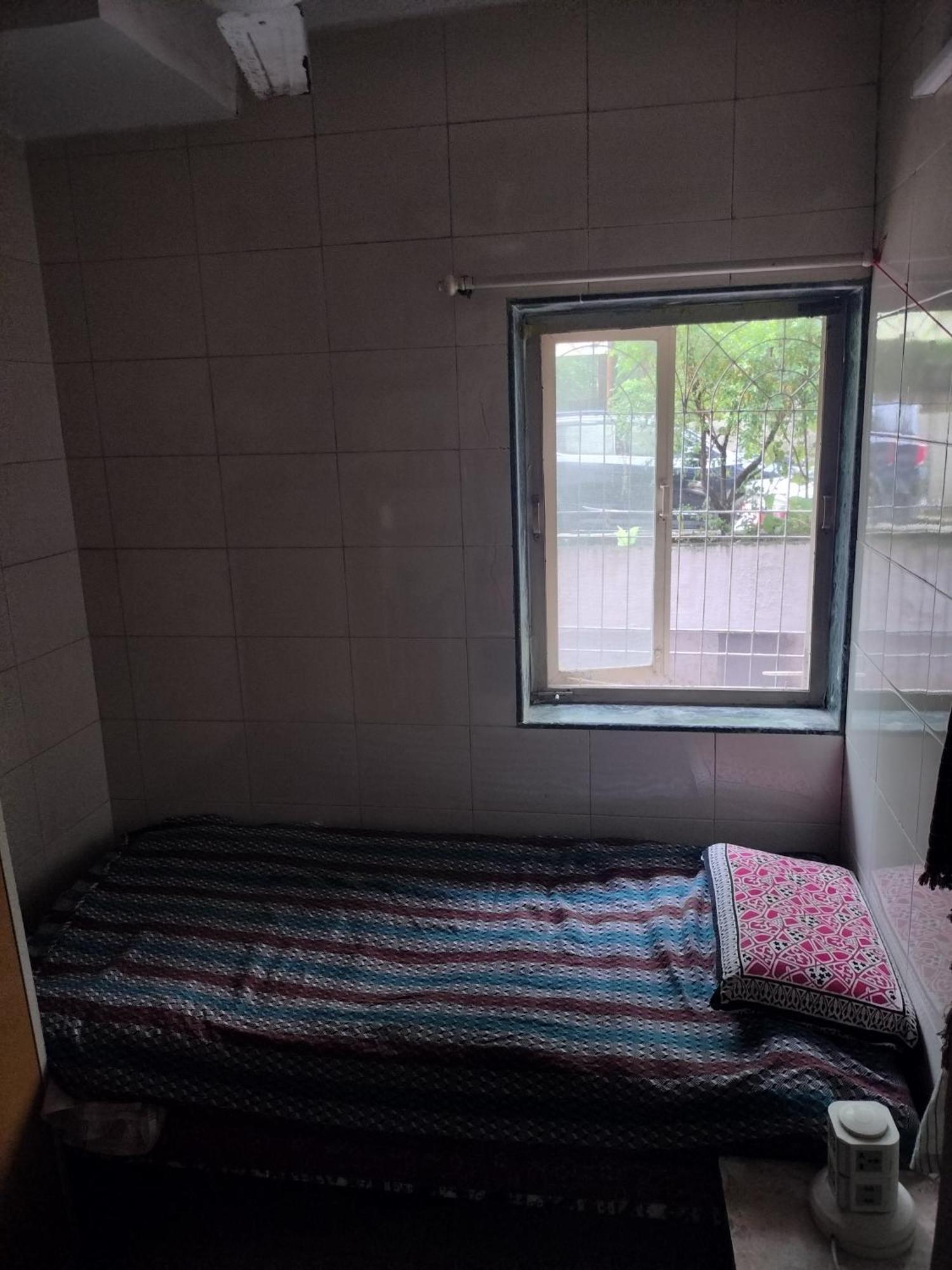 Bed & Breakfast Shiv Kirti Society *